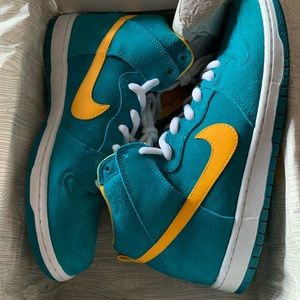 Men's dunks brand new